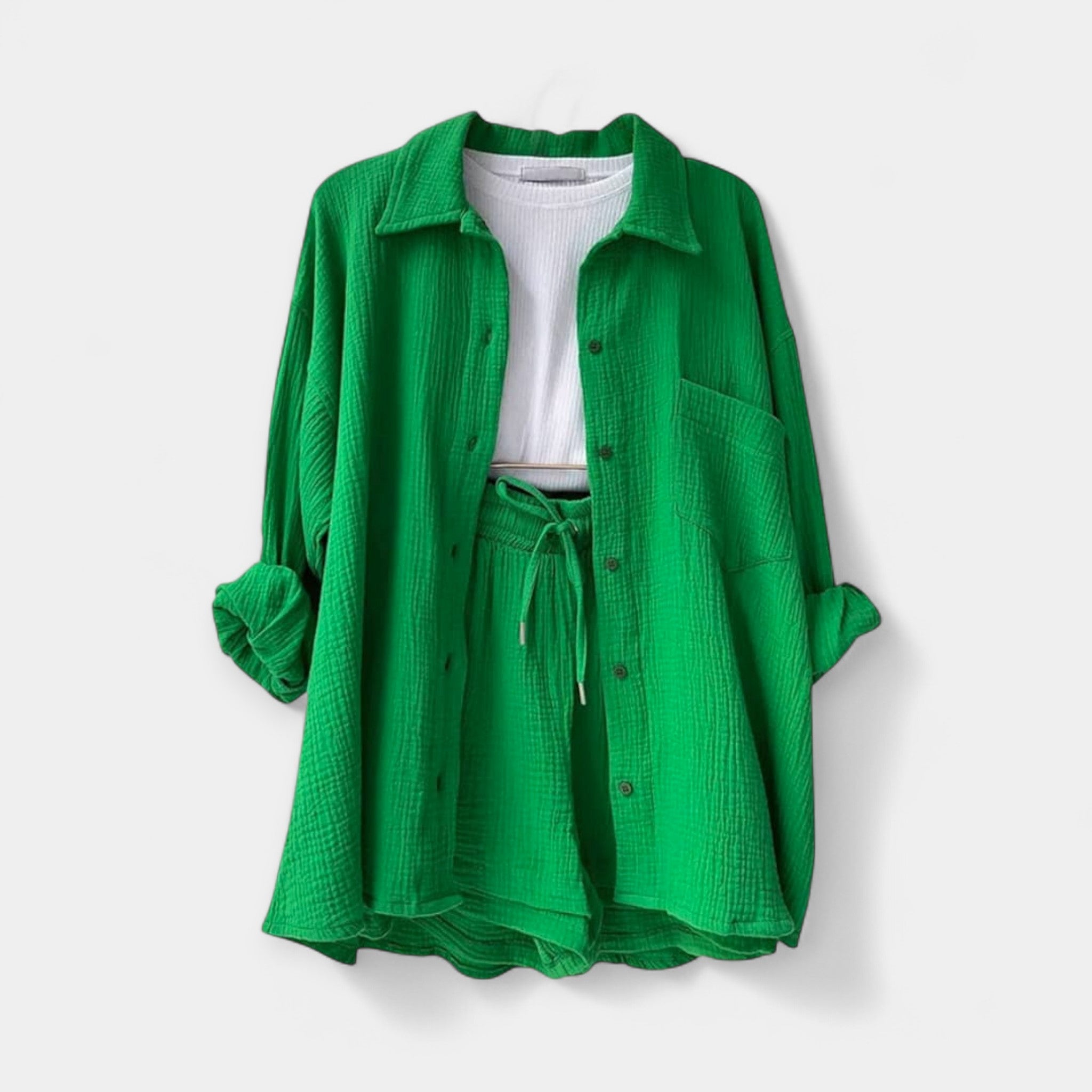 Dvoudílná letní souprava topu a šortek