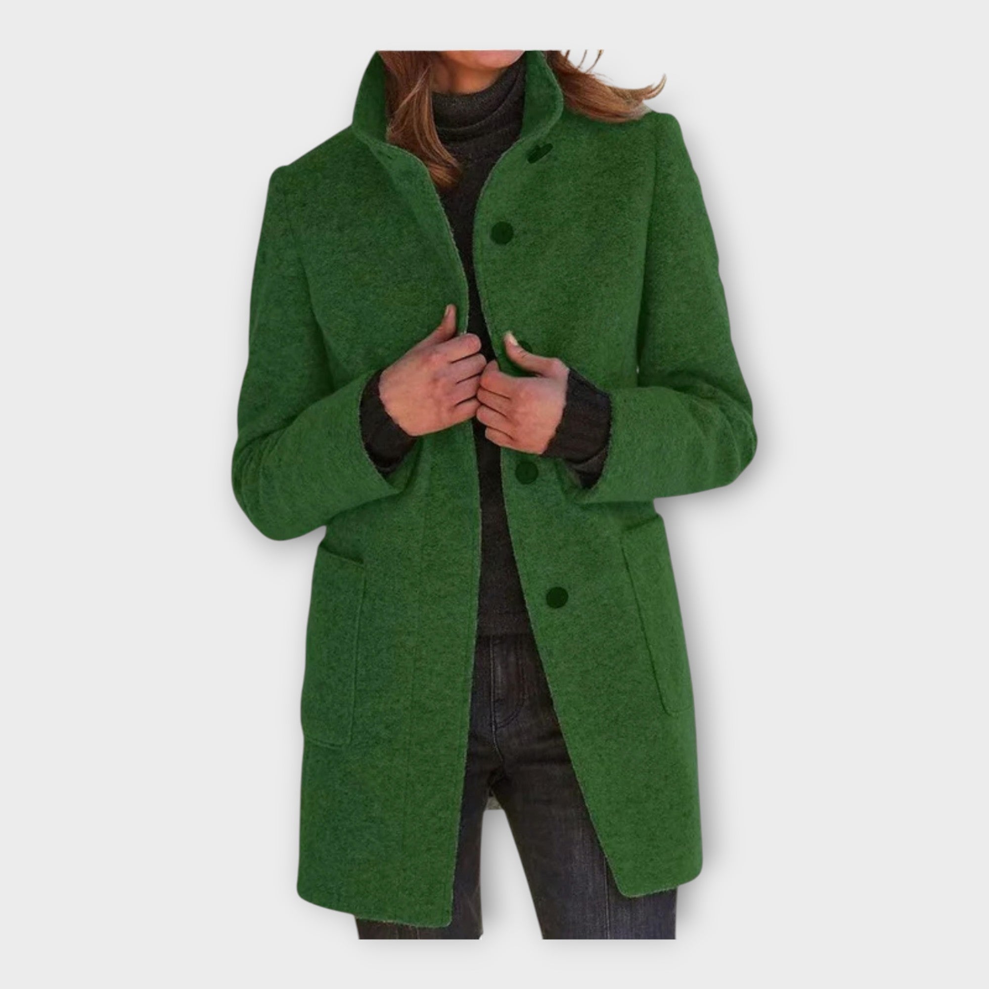 Elegantní kabát s nadčasovým střihem