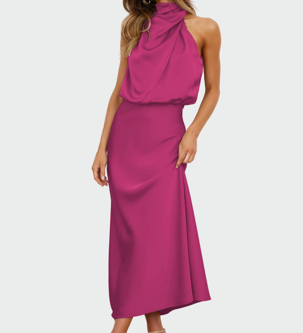 Elegantní Šaty s Otevřeným Zády