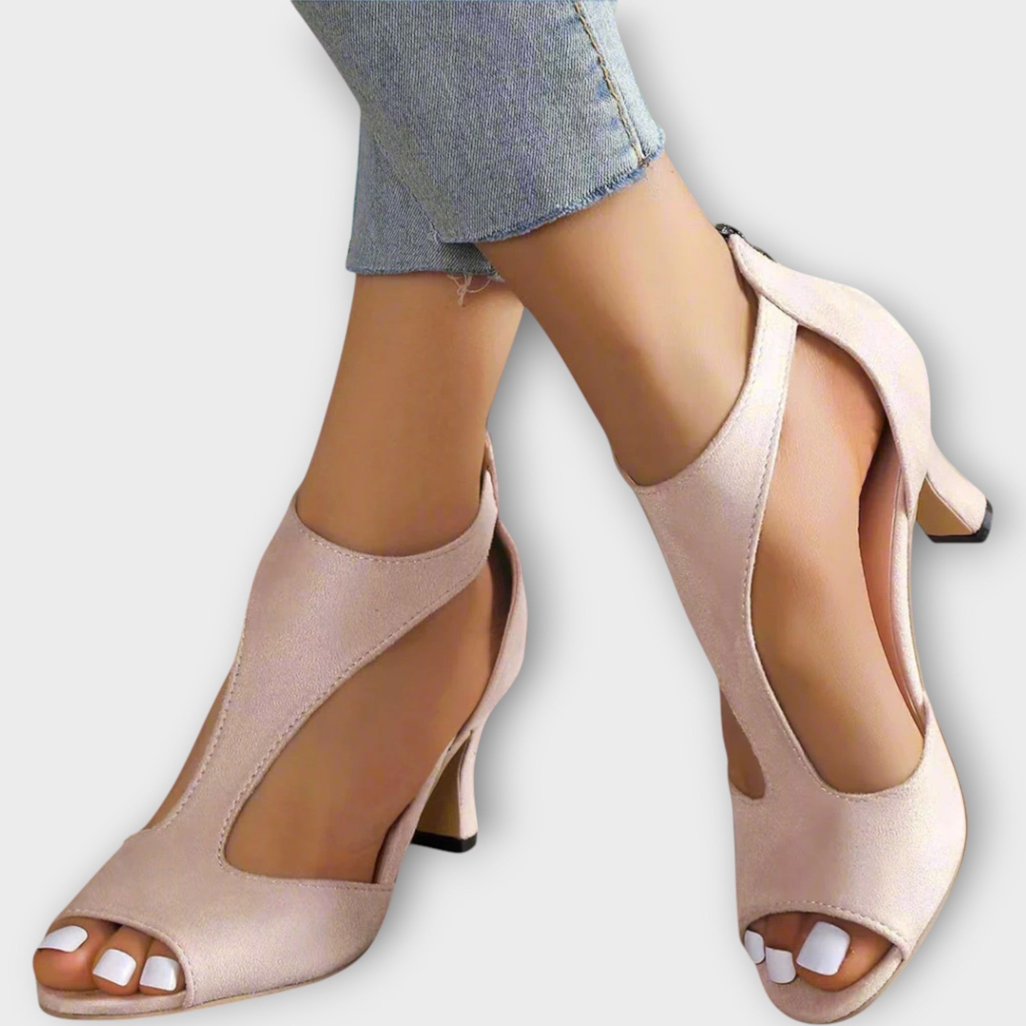 Elegantní a pohodlné sandály na podpatku