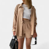 Dvoudílná letní souprava topu a šortek