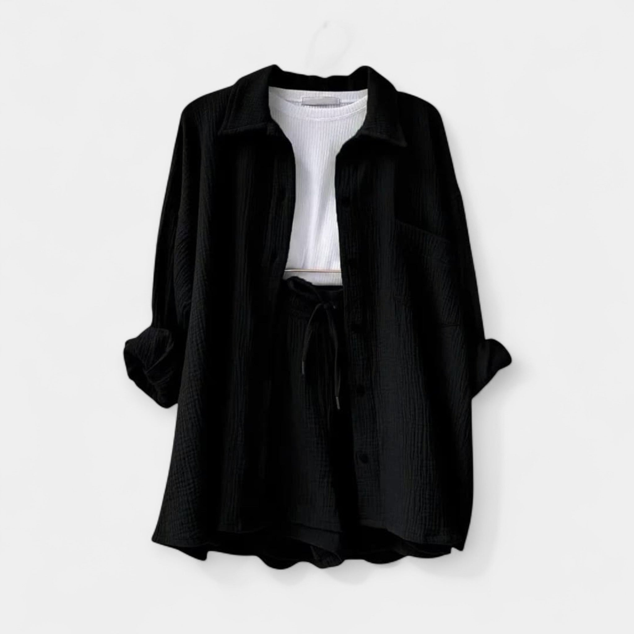 Dvoudílná letní souprava topu a šortek