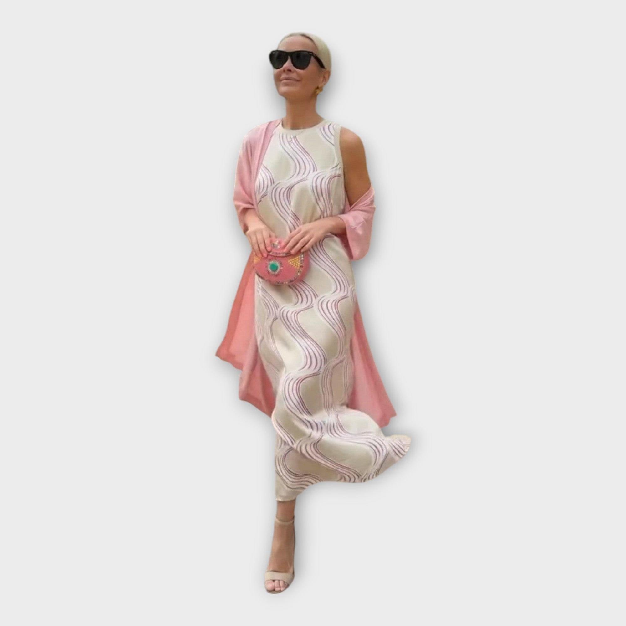 Maxi šaty s vlnitým vzorem