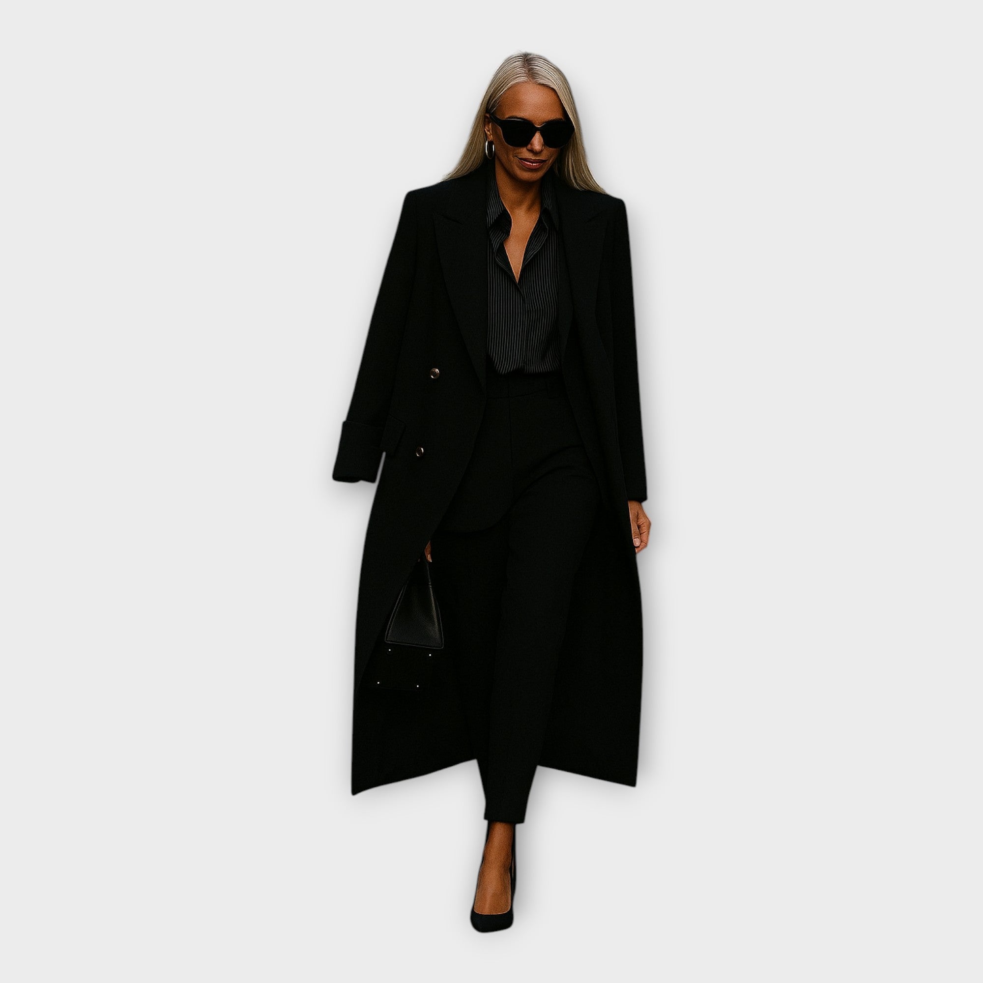 Elegantní souprava s kalhotami a kabátem v minimalistickém stylu