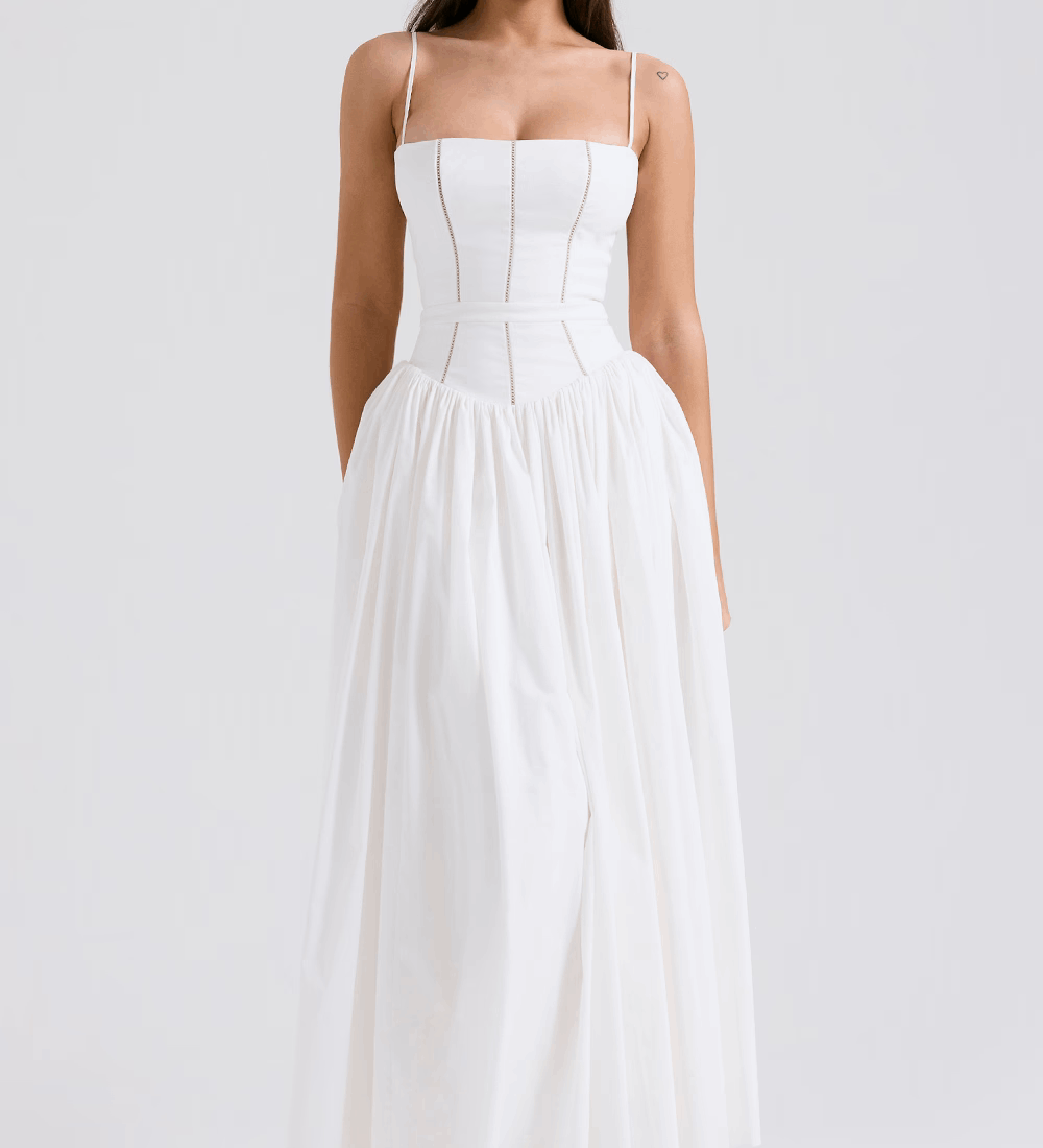 Maxi šaty s tenkými ramínky a květinovým vzorem