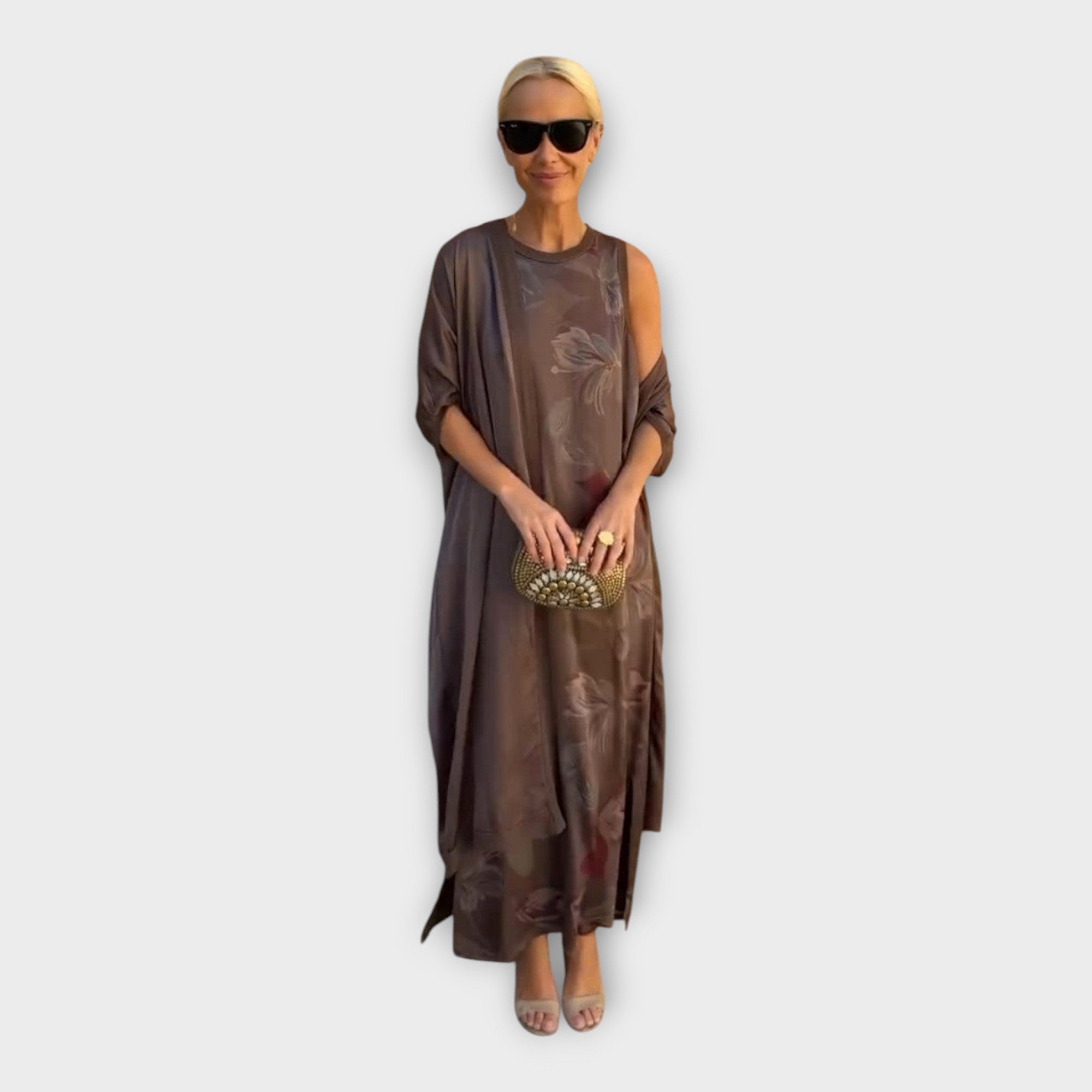 Maxi šaty s rafinovaným designem